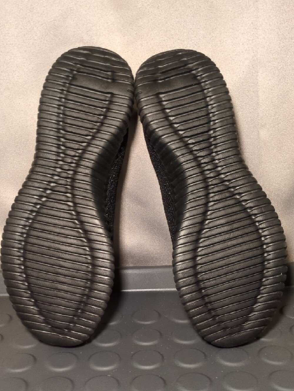 Sketchers Charlize Black Shimmery Knit Athletic Sneakers - Picture 5 of 6